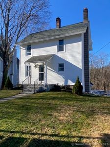 18 Blake Street, Essex, CT, 06442