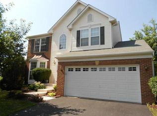 20753 Rainsboro Dr, Ashburn, VA 20147