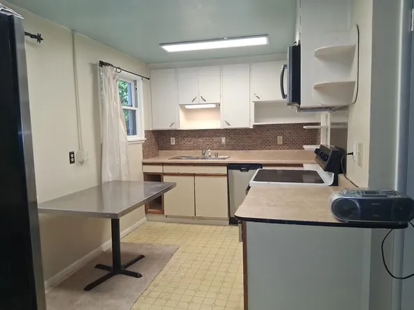 16708 Fremont Ave N, Seattle, WA 98133