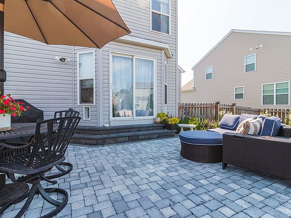 5th image of 649 Colebridge Dr
