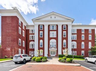 100 Village Dr APT 304, Staunton, VA 24401