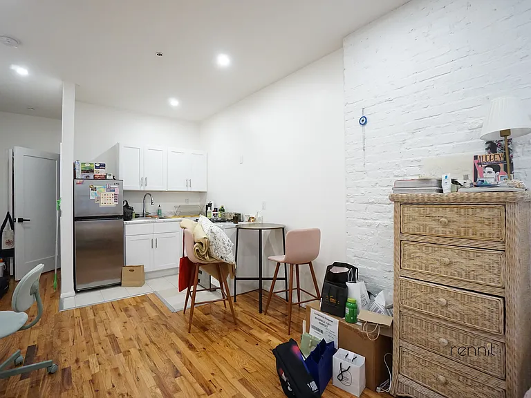 818 Marcy Ave #1A — Photo 2