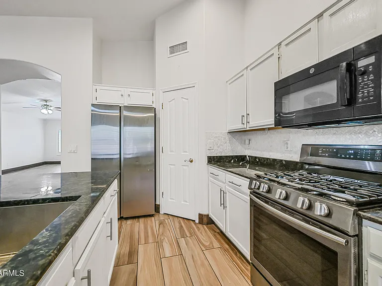 4436 E Mountain Sage Dr — Photo 11