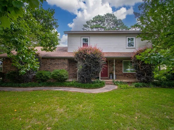 1220 Pine Forest Dr, Benton, AR 72019