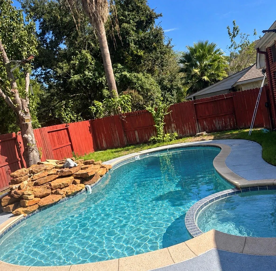 4 bed, 2.5 bath, 3157 sqft, $3,500 — Photo 1