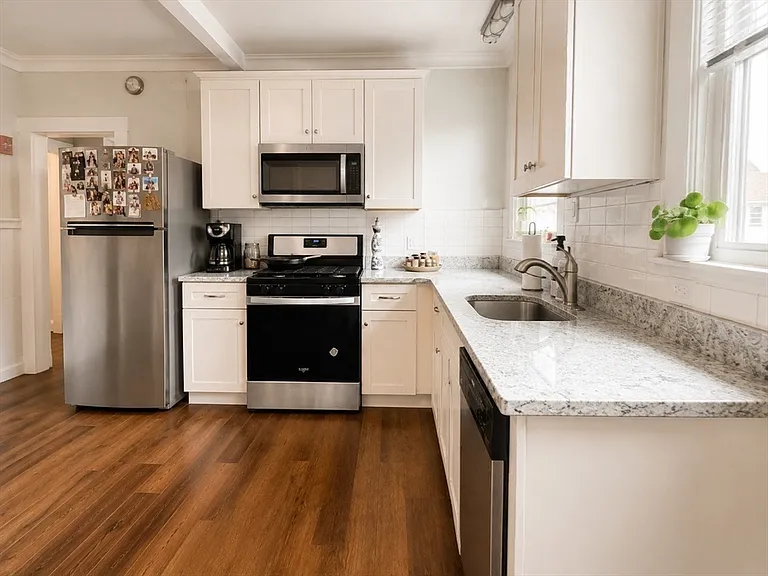 926 Main St #2 — Photo 5
