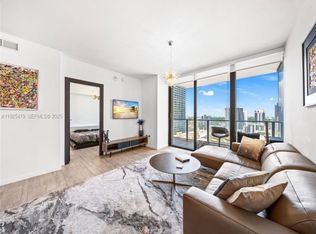 1000 Brickell Plz #2111, Miami, FL 33131