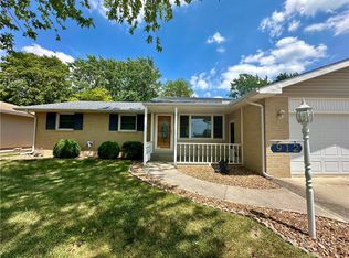 912 S 36th St, Mattoon, IL 61938