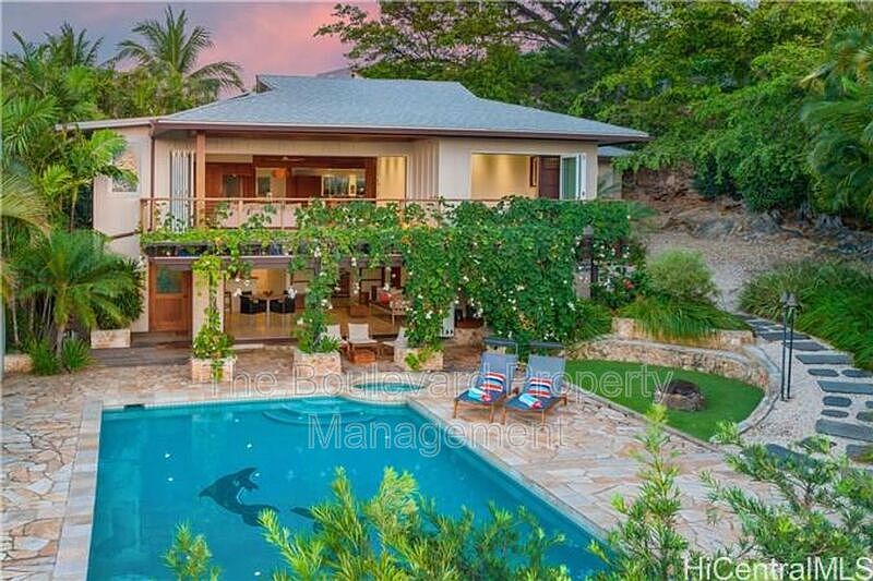 1st image of 4316 Aukai Ave #D