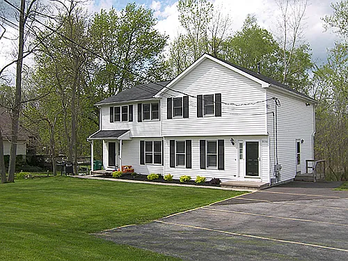 9758 W Ridge Rd Photo 1