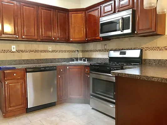 Rented by U2Apartment LLC | media 27