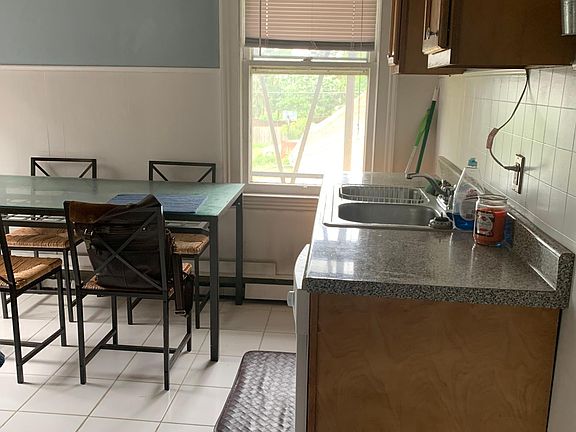 5th image of 548 Potomac Ave #2