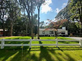 51 Cedar Ridge Dr, East Hampton, NY 11937