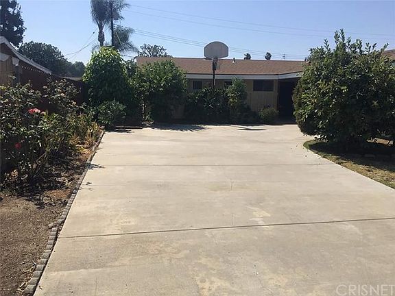 3rd image of 2065 Lynbrook Ave