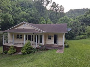 1731 Pealog Branch Rd, Vansant, VA 24656