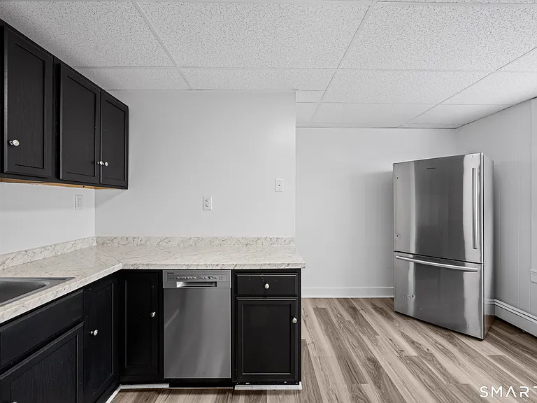 156 Garfield Ave #24 — Photo 3