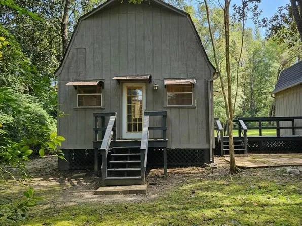 437 Horseshoe Cir, Thomasville, GA 31757
