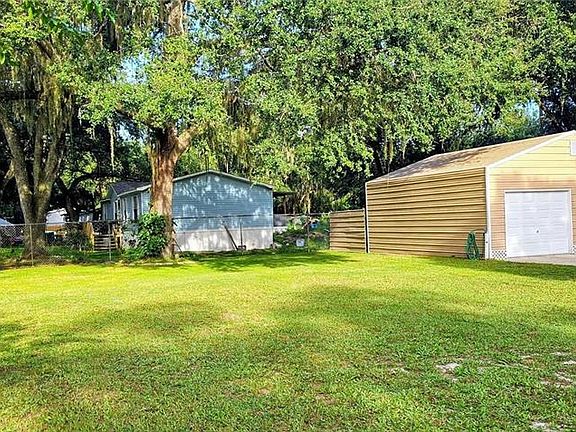 4th image of 312 Donald Ln
