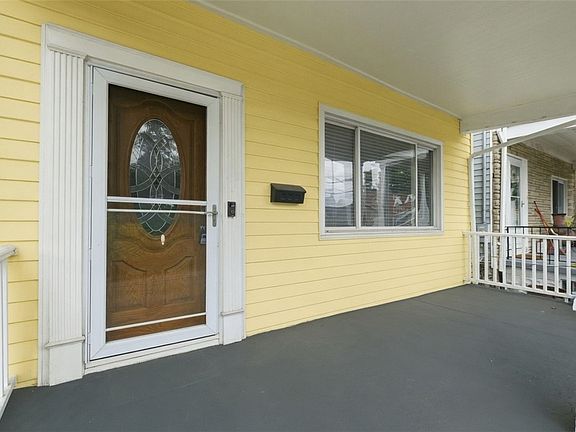 3rd image of 136 Dilworth St