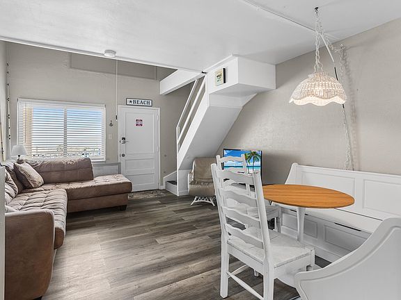 5th image of 1200 Kennedy Dr #214