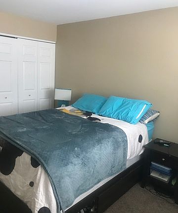 4th image of 2681 Stanton Ct S