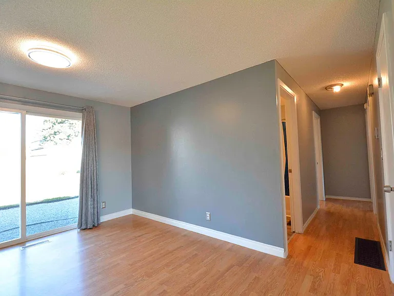 2911 NE 124th Ave — Photo 6