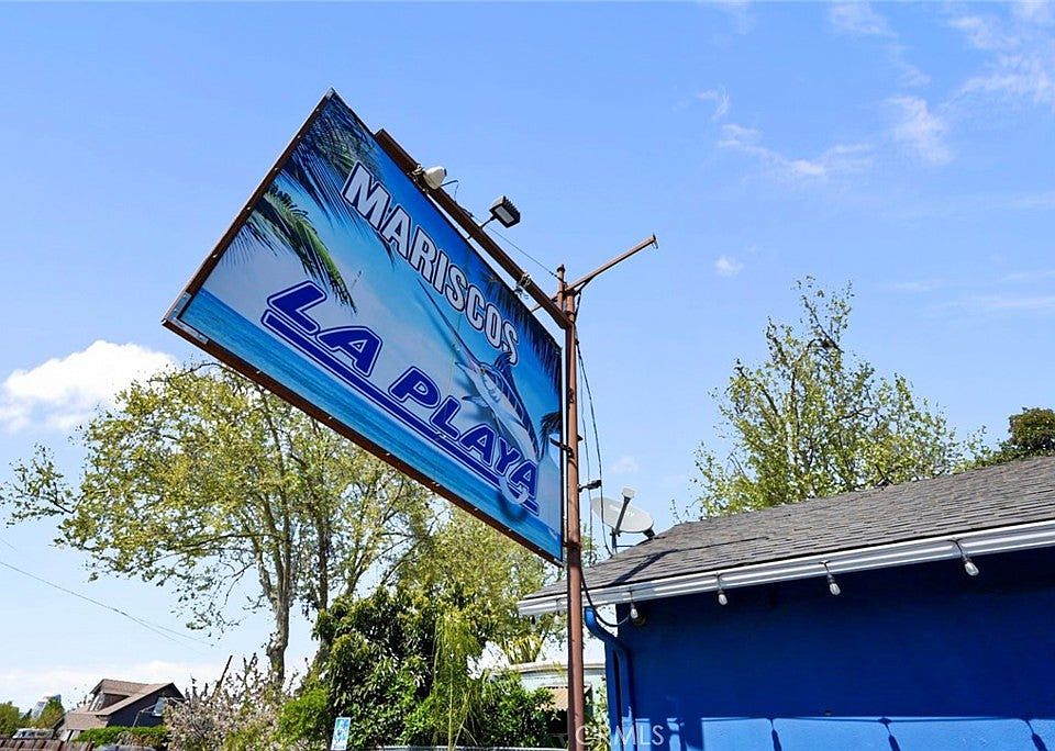 1st image of 161 Atwater Blvd
