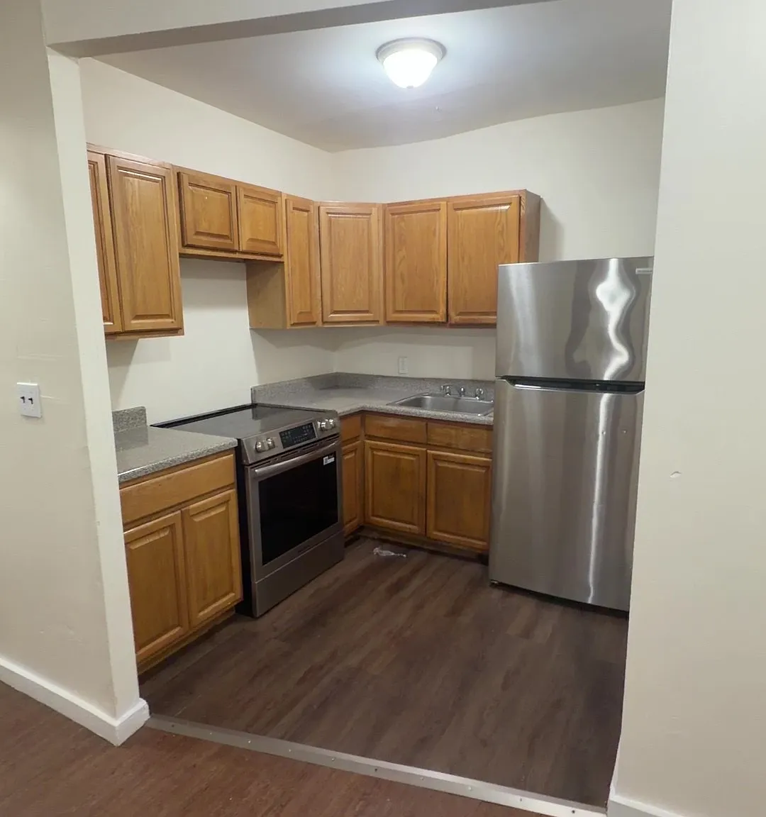 3 bed, $2,800 — Photo 2