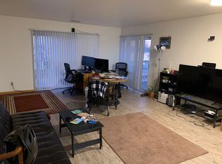 325 S Hamilton St #2B-2BA-910SQFT, Madison, WI 53703