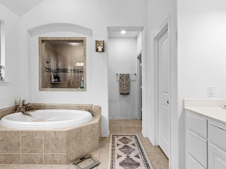 18230 Newmachar Way — Photo 26