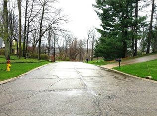Cherrywood Cir NW, Massillon, OH