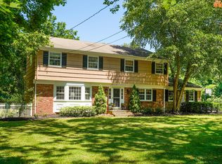 23 Hance Rd, Fair Haven, NJ 07704