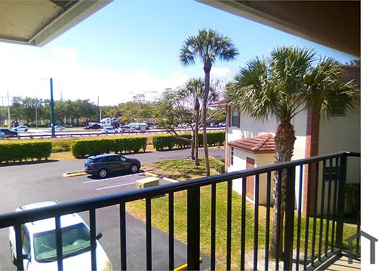 9911 Three Lakes Cir — Photo 22