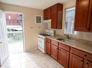 5 Stewart Pl #2, Yonkers, NY 10701