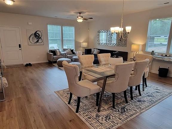4th image of 1031 Thomasville Estate Ct