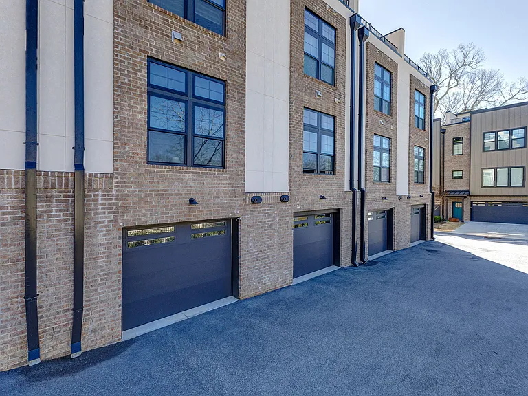 121 W Stone Ave #5 — Photo 13