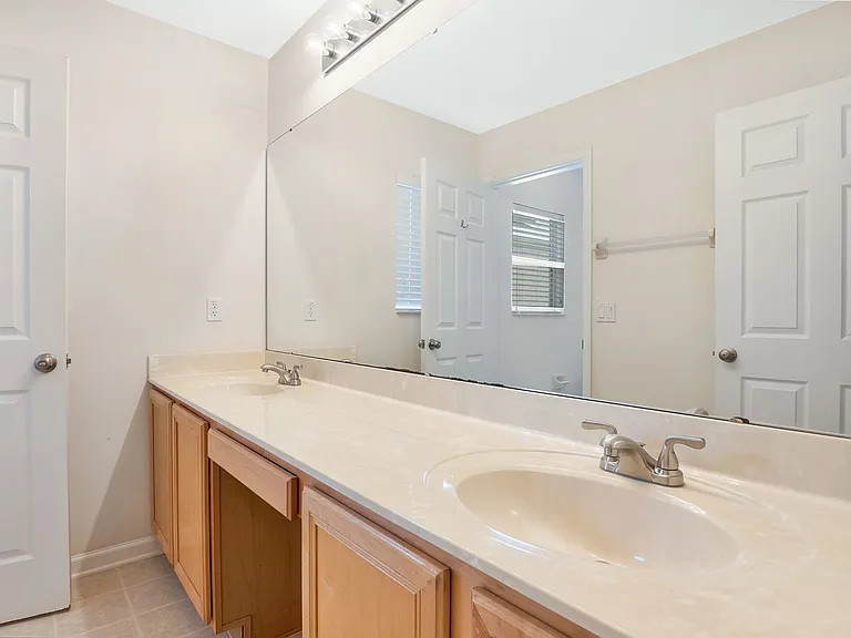 10706 Cypress Trail Dr — Photo 18