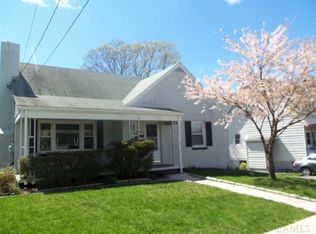 621 Fairlawn Ave, Peekskill, NY 10566