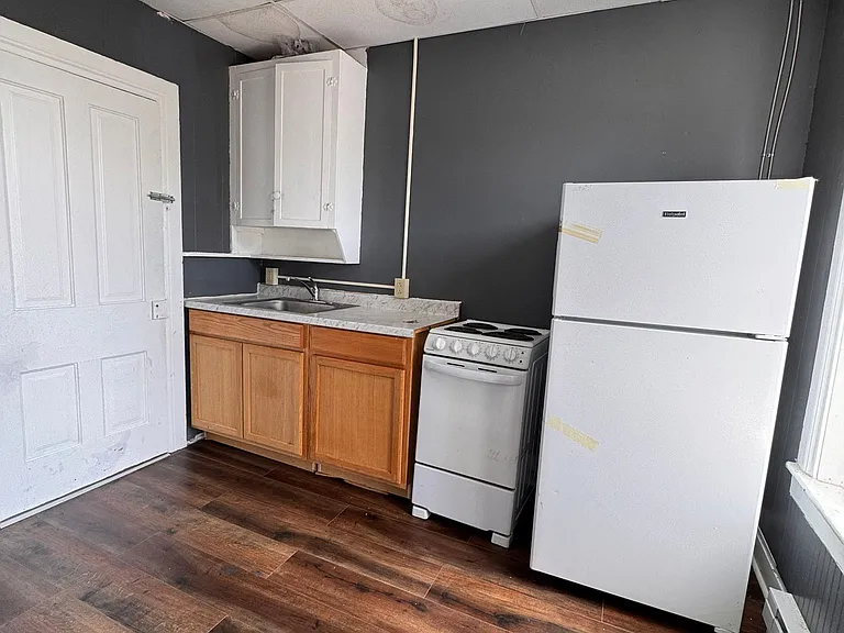 204 W Martin St #4 — Photo 5