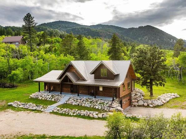 210 N Piney Rd, Story, WY 82842