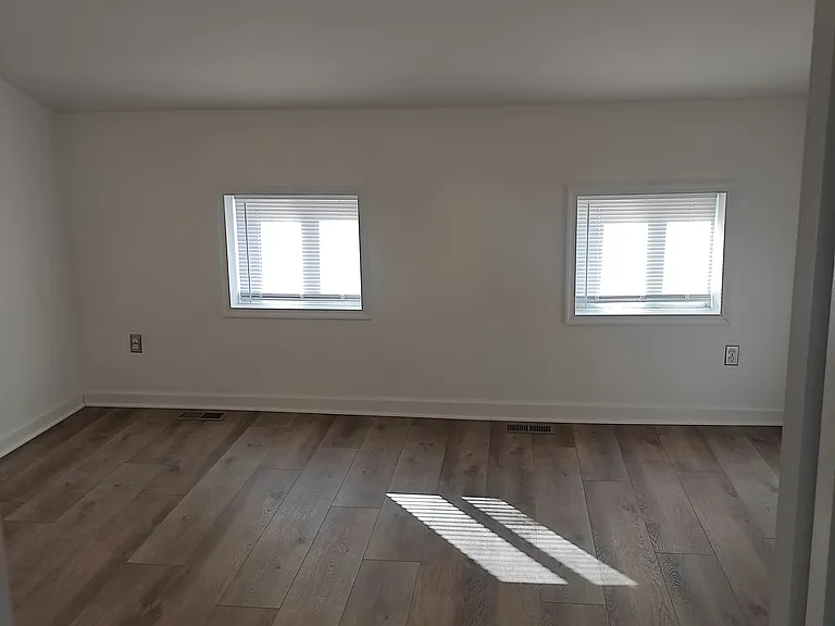 1714 E Pratt St — Photo 10