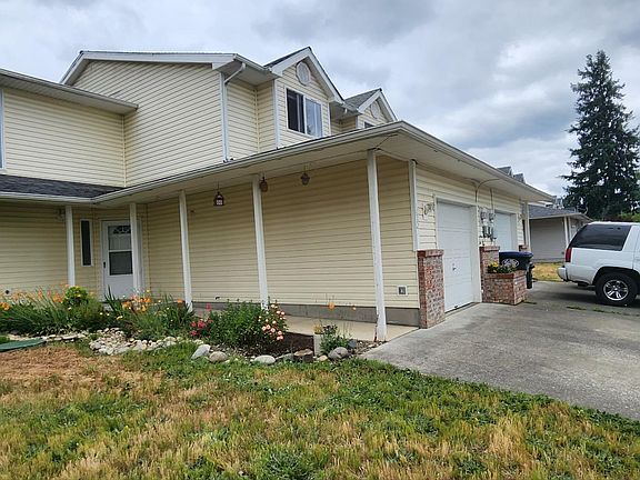 4th image of 16321 Birkland St SE