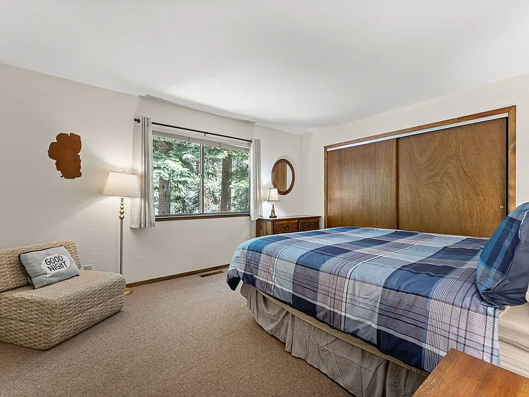 1142 Regency Way — Photo 17