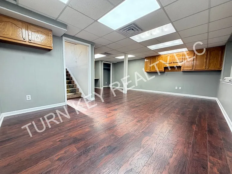 2221 Diane Dr — Photo 20