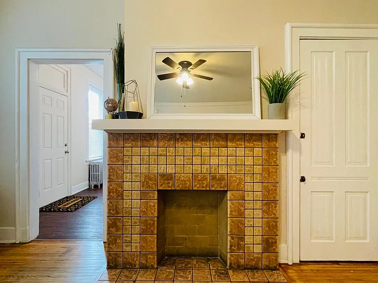 930 Washington Ave #3 — Photo 13