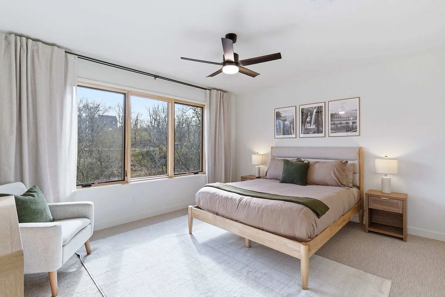 2 bed, 1.0 bath, $4,380 — Photo 4