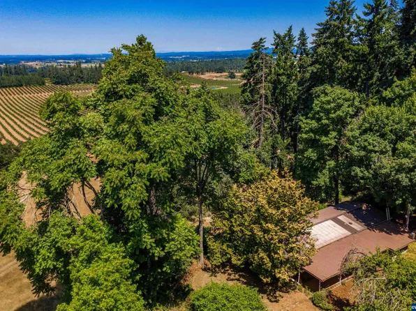 17245 Herigstad Rd NE, Silverton, OR 97381