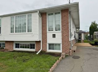 40 Charlton Cres, North Bay, ON P1A3M6