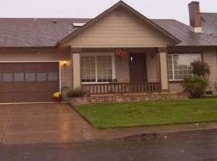 3930 Shenstone Dr, Eugene, OR 97404