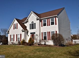 143 Clover Hill Ln, Harleysville, PA 19438